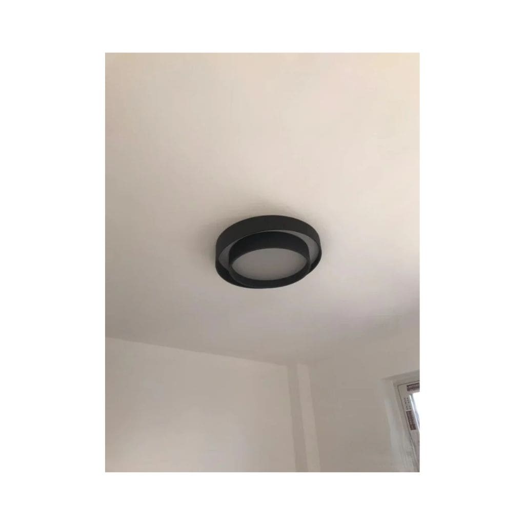 Plafonnier LED au Design Épuré